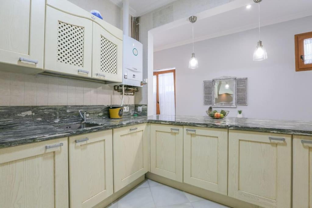 Riverwalk Suites - Puente Triana เซบีญา ภายนอก รูปภาพ