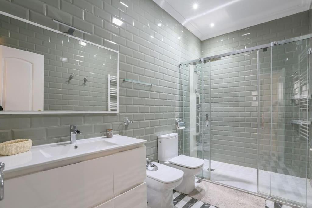 Riverwalk Suites - Puente Triana เซบีญา ภายนอก รูปภาพ